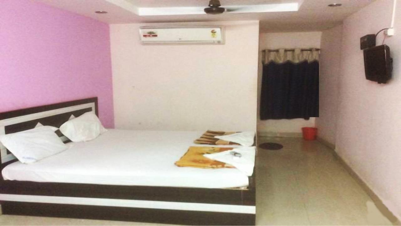 Hotel Upendra Residency Kadapa Exterior photo